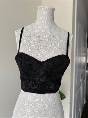 Dynamite Black Lace Bustier Bandeau Crop